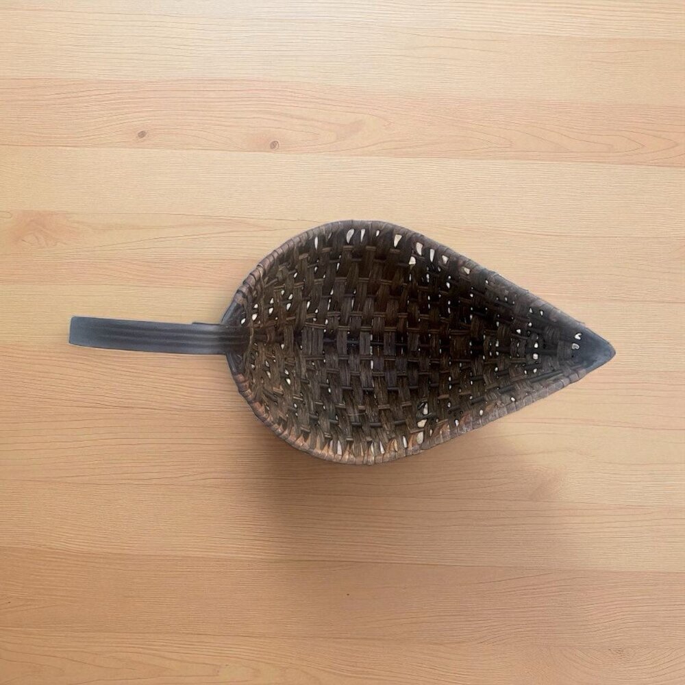 Woven Rattan Wrought Iron Fruit Basket Pedestal Stand Centerpiece MCM Boho - Picture 3 of 7